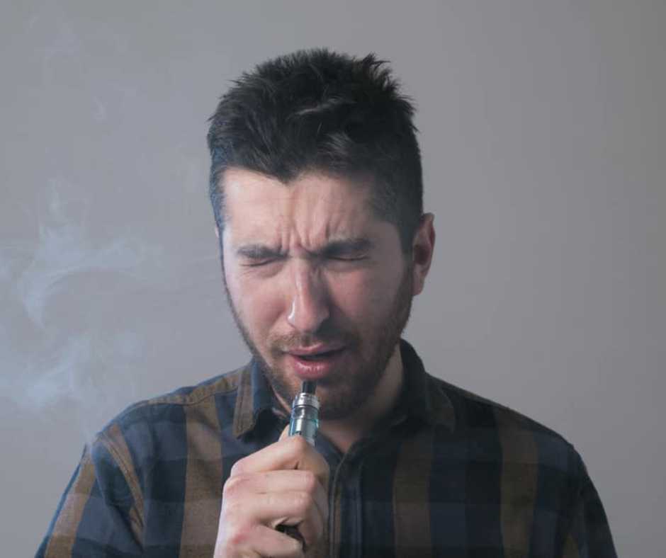 4 Reasons Why Your Vape May Taste Burnt and How to Fix it